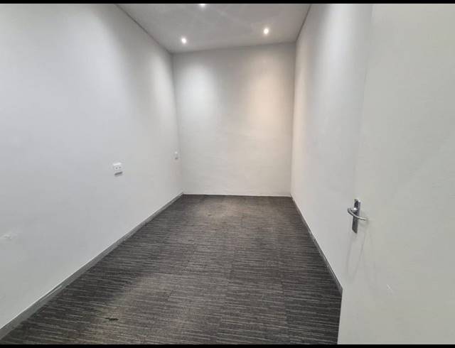 OFFICE PROPERTY TO RENT IN NORTHERN PARK